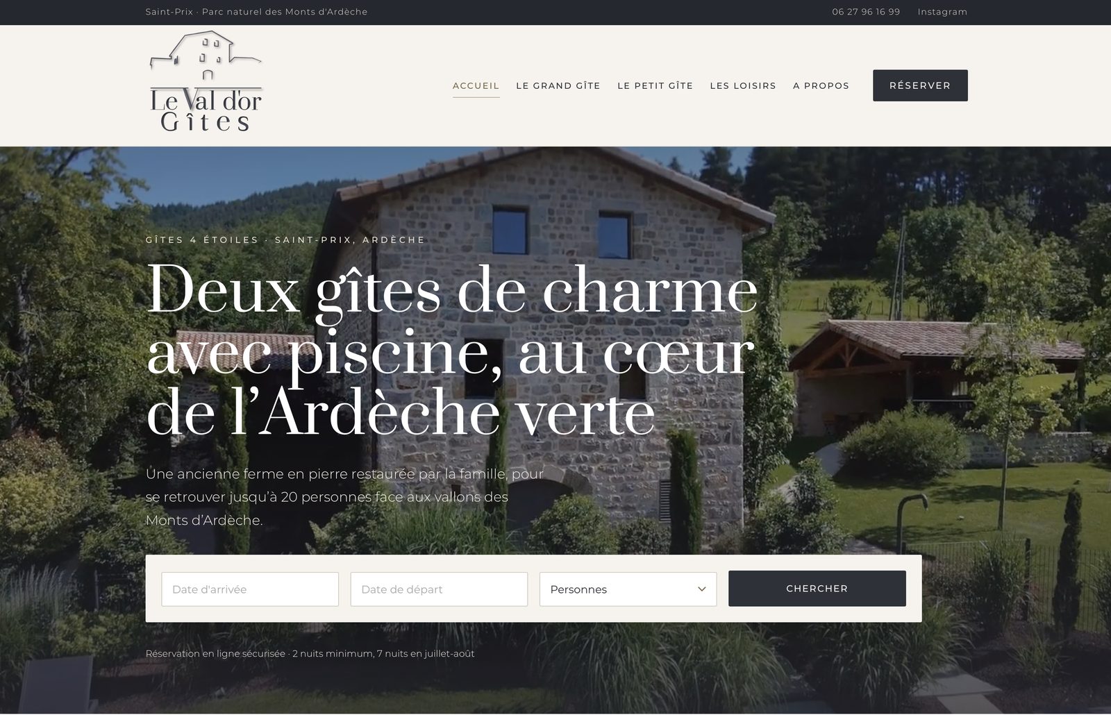 Page d'accueil du site de Les Gites du Val d&rsquo;Or, gîtes 5 étoiles avec piscine à Saint-Prix, réalisé par Mahymedia